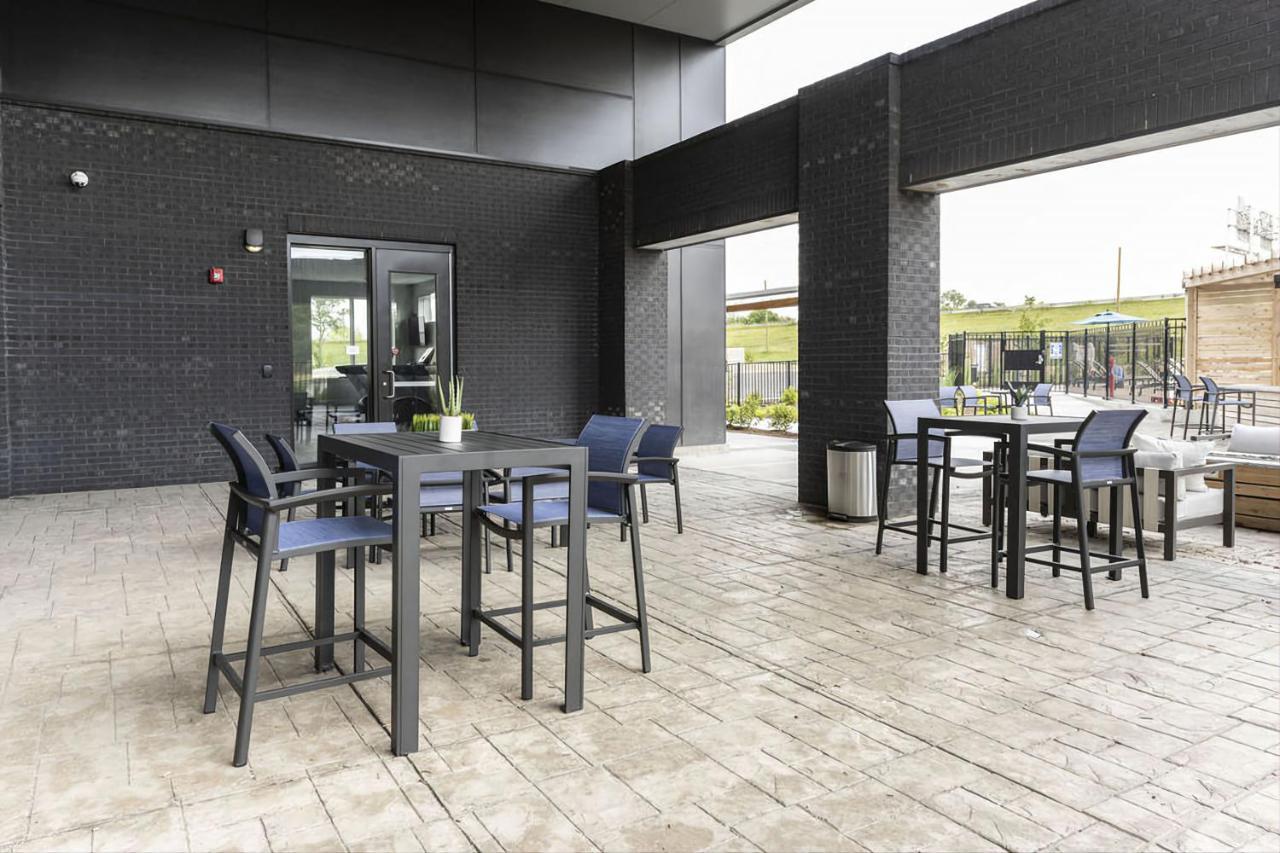 Modern Dwntwn 1 Bdrm Apt Pool Gym Free Parking Indianapolis Esterno foto
