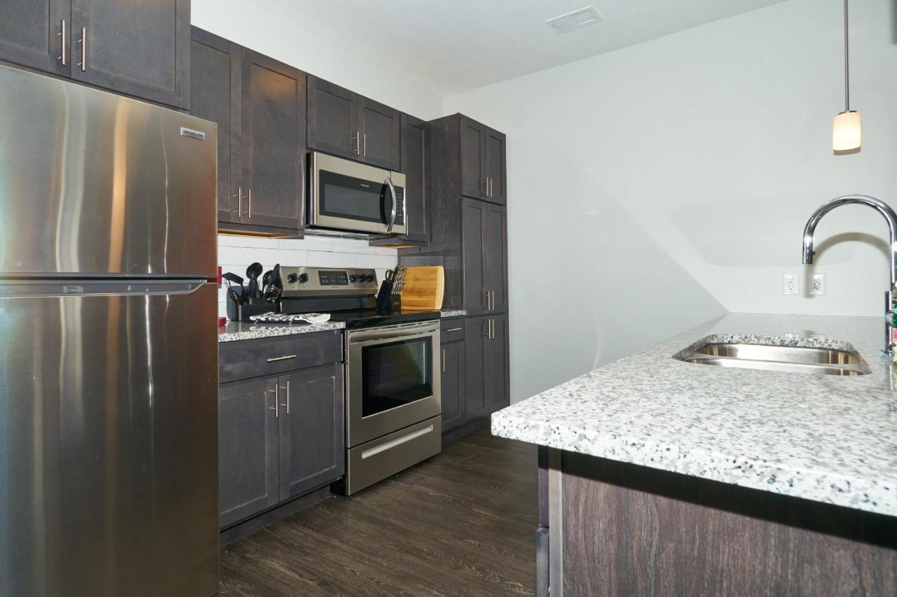 Modern Dwntwn 1 Bdrm Apt Pool Gym Free Parking Indianapolis Esterno foto