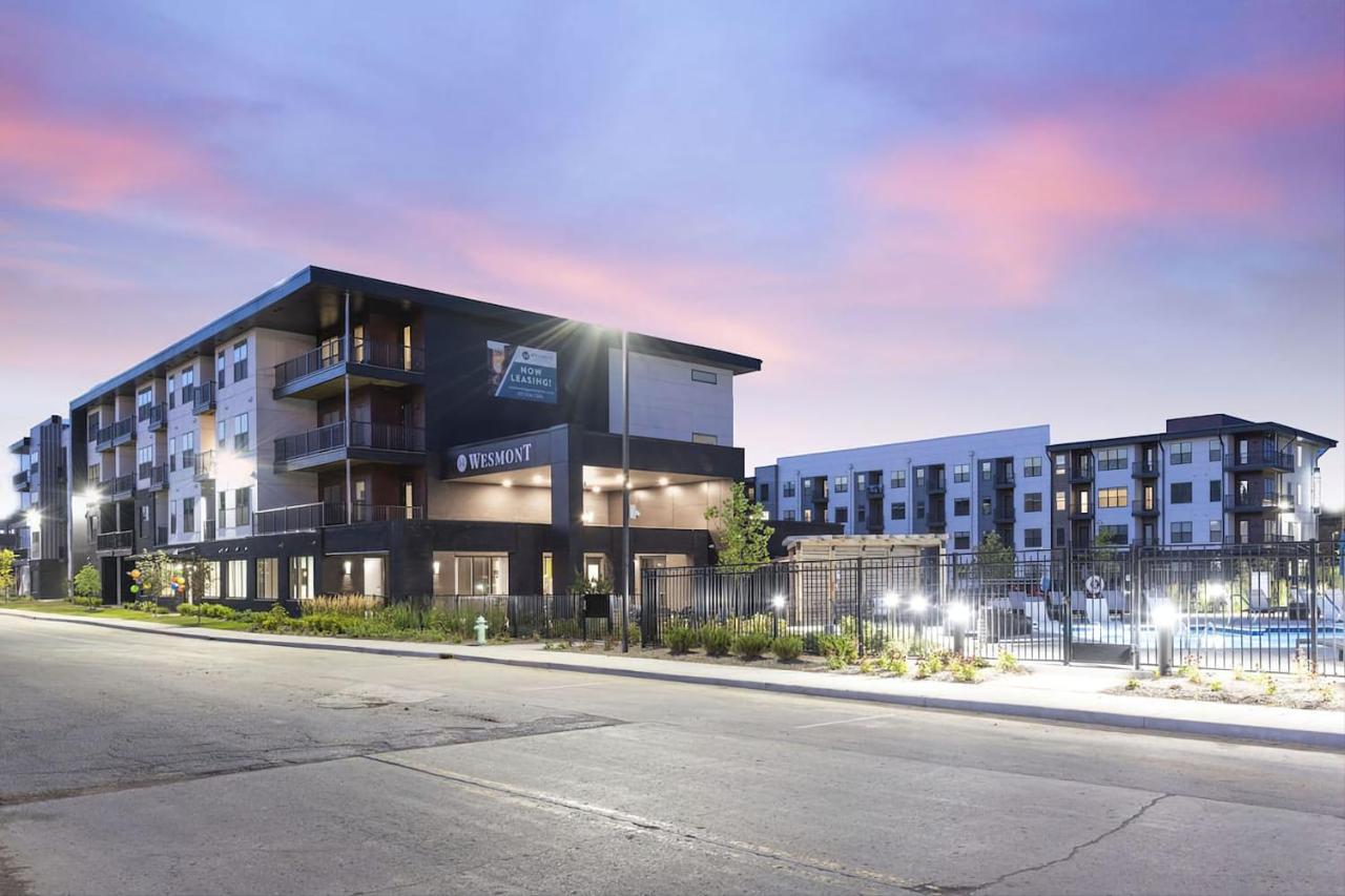 Modern Dwntwn 1 Bdrm Apt Pool Gym Free Parking Indianapolis Esterno foto